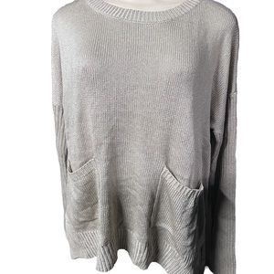 New sweater with pockets and open back